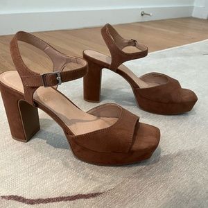 Marc Fisher Normi Ankle Strap Platform Sandal (Women)